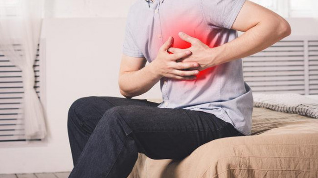 Kalp ağrısına ne iyi gelir, ani kalp ağrısı neden olur? Kalbe ağrı girince ne yapılmalı?