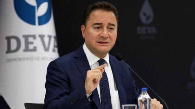 Babacan’dan hükümete sert soru: İlk 48 saatteki ihmaliniz yüzünden kaç can kaybettik?