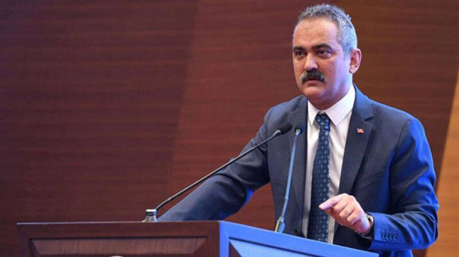 Zorunlu çalışma yükümlülüğü bulunan öğretmenlerimizin bu yükümlülüğünü 1 yıl erteliyoruz