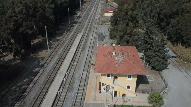 111 yıllık istasyon da depremlerde hasar gördü