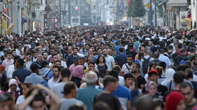 TÜİK paylaştı: Ev işleri yine kadına kaldı – Son Dakika Ekonomi Haberleri