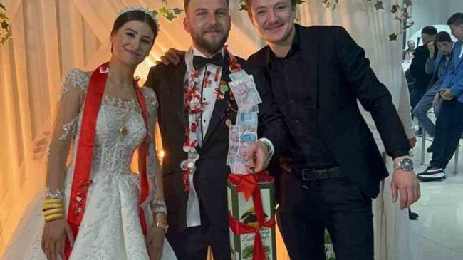 Damat ve gelini şaşırtan takı! Piyasa değeri 600 liradan başlıyor