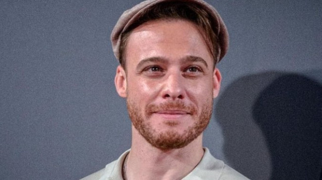 Kerem Bürsin'den korkutan haber! Ameliyat masasına yattı