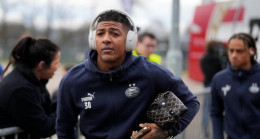 Patrick van Aanholt 1,5 yıllığına kiralık gitti