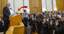 Kılıçdaroğlu yine gündem! CHP kürsüsüne veda ettiği konuşmayı kullanılmış bir kağıdın arka yüzüne yazmış