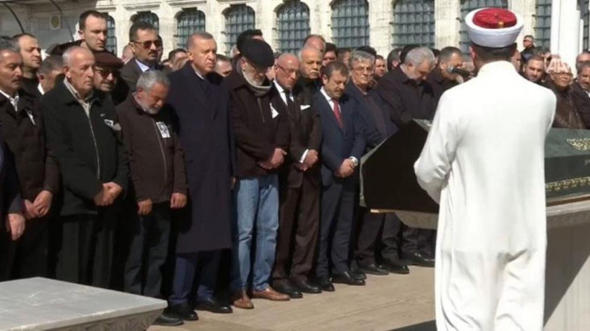 Bir dönem yanında çalışmıştı! Cumhurbaşkanı Erdoğan, vefat eden iş adamı Kemal Coşkun’un cenaze töreninde