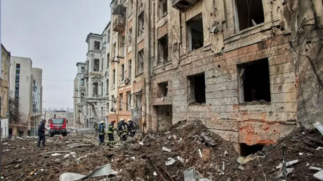 Rusya, Ukrayna’yı hipersonik füzelerle vurdu