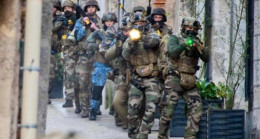 Fransa’da şehrin göbeğinde askeri tatbikat