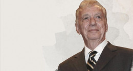 Türk tiyatrosunun ve sinemasının usta oyuncusu: Metin Serezli