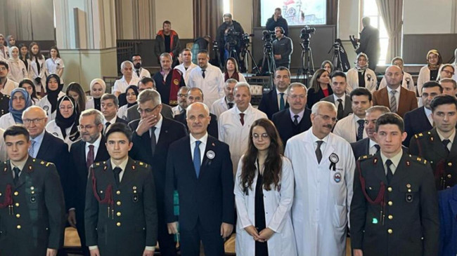 Depremin gölgesinde Tıp Bayramı – Haberler