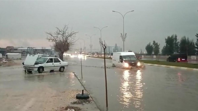 Şanlıurfa’da eğitime yağış engeli – Son Dakika Eğitim Haberleri