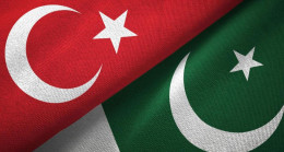 Pakistan'dan deprem bölgesine yardımlar devam ediyor