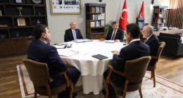 90'ları hatırlatan 2 Mart gecesi! 6'lı koalisyonun adayı Kemal Kılıçdaroğlu mu? Meral Akşener'den Kılıçdaroğlu'na veto mu? Çarpıcı sözler: Orta oyunu oynanmaya devam ediyor