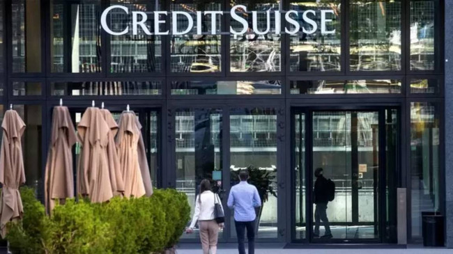 ABD’de SVB’nin çöküşü sonrası Credit Suisse hisseleri düştü, İsviçre Merkez Bankası ‘yardıma hazır’