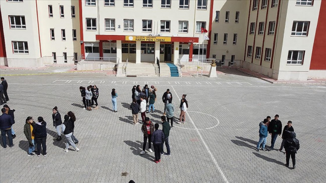 Afet bölgesindeki dört ilde okul kantinlerinden kira bedeli alınmayacak