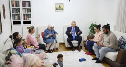 Başkan Recep Tayyip Erdoğan Ankara’da depremzede aileyi ziyaret etti