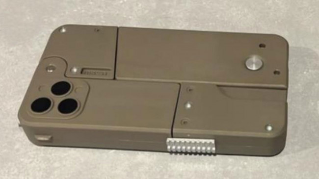 Böylesi ne duyuldu, ne görüldü! Görünüşte iPhone gerçekte silah