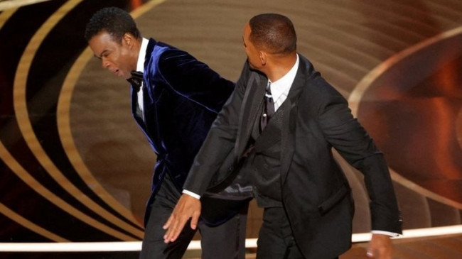Chris Rock, Will Smith’in Oscar’da attığı tokatla ilgili konuştu: Hâlâ acıyor