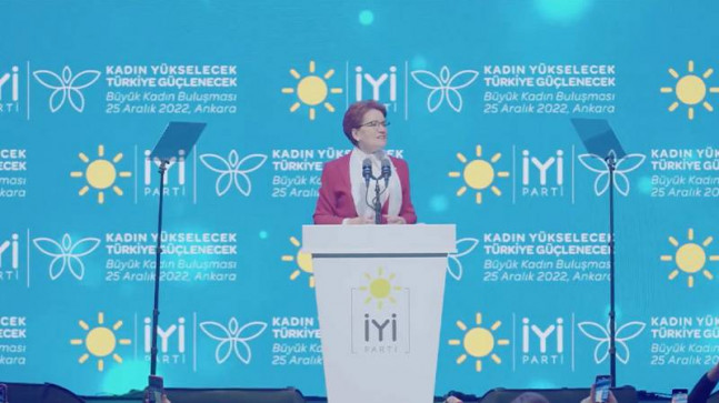 “Cumhuriyetimizin yeni asrını; başarılı, mutlu ve neşe dolu kadınların omuzlarında yükselteceğiz!”