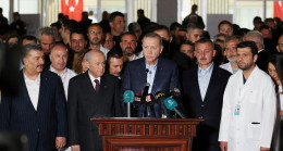 Defne’de sahra hastanesi ziyareti | Cumhurbaşkanı Erdoğan: Bir yıl içinde 319 bin hane inşa edeceğiz – Son Dakika Türkiye Haberleri