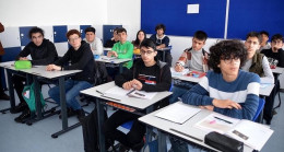 Depremden etkilenen 202 bin 817 öğrenci başka illere nakledildi