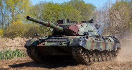 Polonya, Ukrayna’ya 10 adet Leopard tankı daha teslim etti