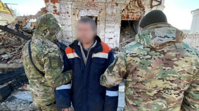 Rus askeri yakayı ele verdi! 6 aydır köyde saklanıyormuş