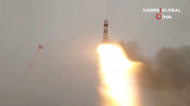 Rusya, Soyuz roketini Uzay’a böyle fırlattı