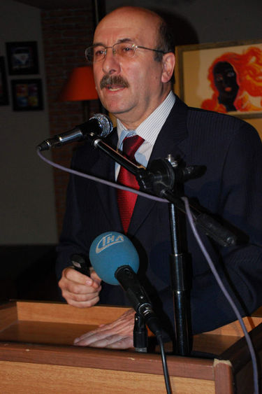 Jeolog Prof. Dr. Okan T&uuml;ys&uuml;z.