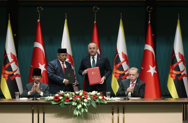 Brunei Sultanı Ankara'da! 5 anlaşma imzalandı, Cumhurbaşkanı Erdoğan'dan 'Deprem' teşekkürü geldi