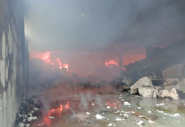 Adıyaman'da deprem paniği! Fabrika kullanılamaz hale geldi