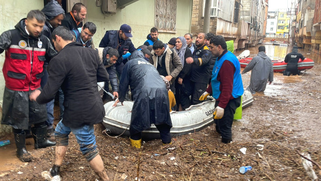 Son Dakika: Şanlıurfa ve Adıyaman'daki sel felaketinde hayatını kaybedenlerin sayısı 17'ye yükseldi